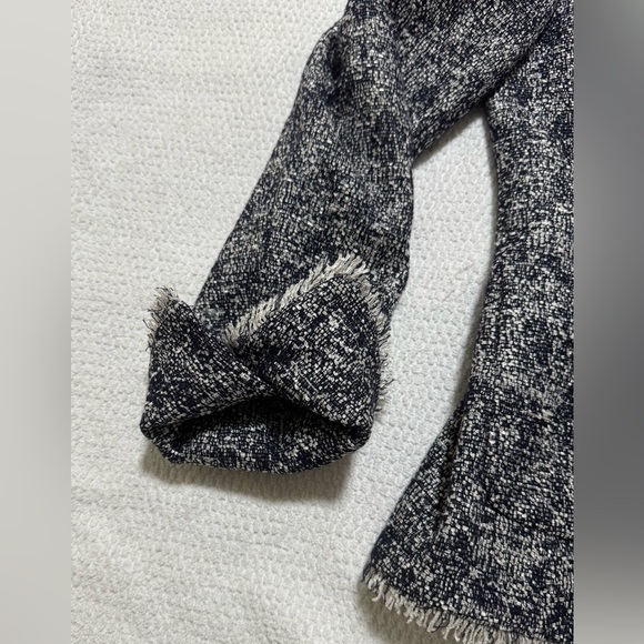 Talbots Women Size 4 Navy Blue White Boucle Tweed Fringe One Button Blazer - Picture 13 of 15